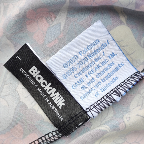 Blackmilk Pokemon Eevee Evolution Floral V Dress Size Large NWOT - Picture 5 of 9